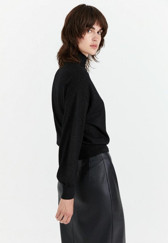 Водолазка M.Reason