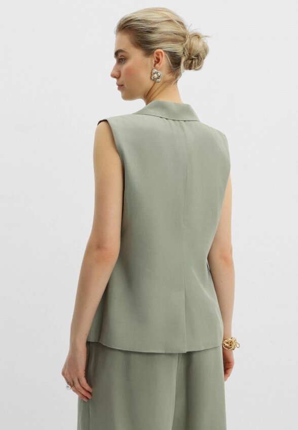 Жилет La Lindeza