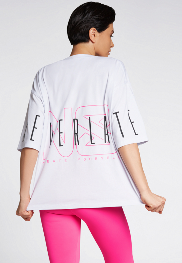 Футболка Neverlate