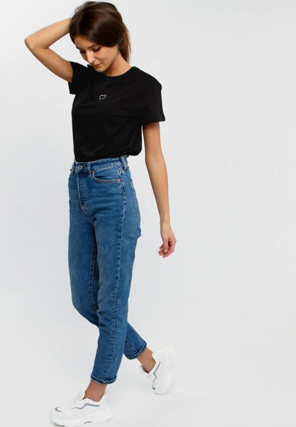 Футболка Апрель