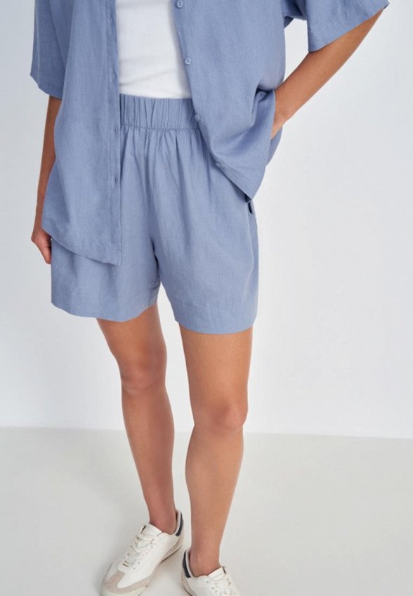 Шорты Finn Flare