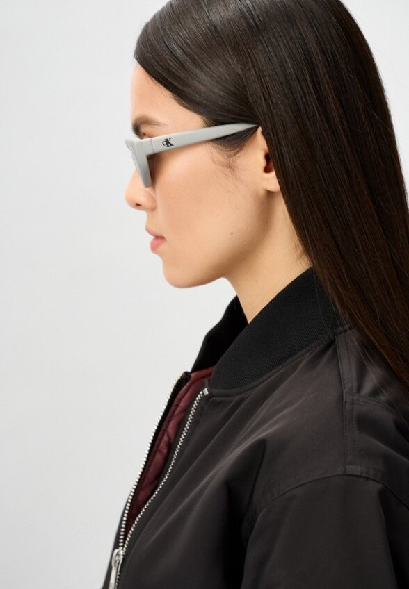 Очки солнцезащитные Calvin Klein Jeans