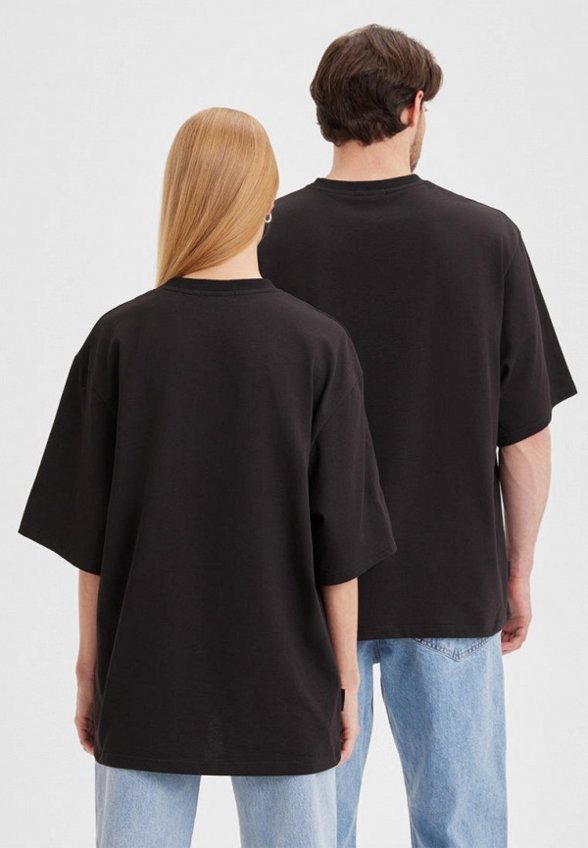 Футболка BRMSK