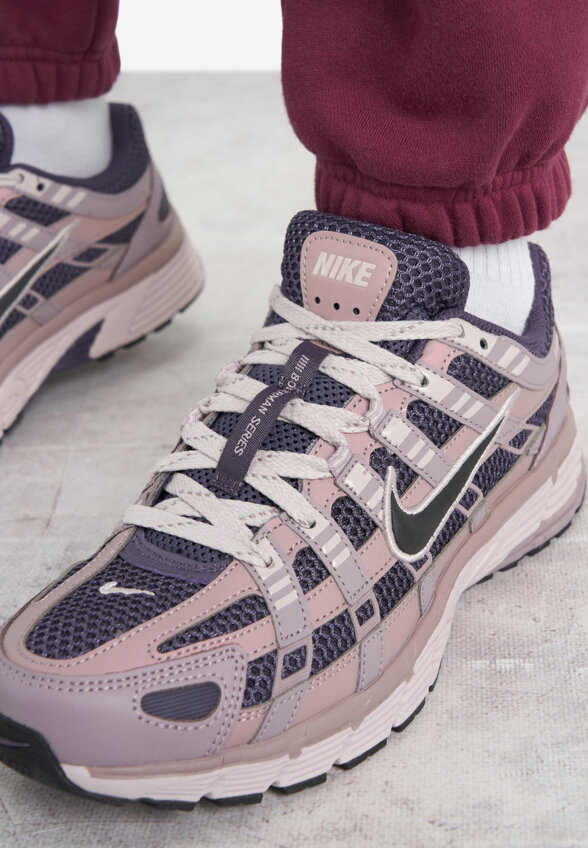 Кроссовки женские Nike P-6000 Se, Бежевый