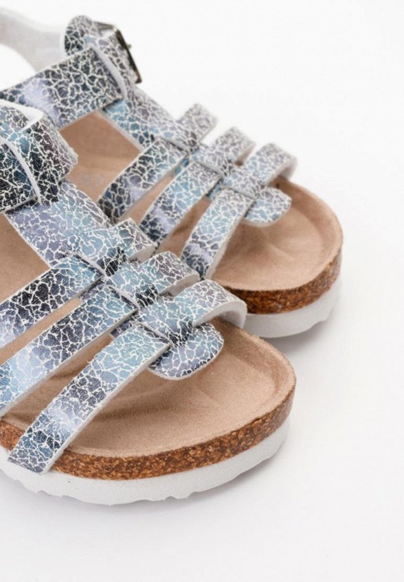 Сандалии Tikkago