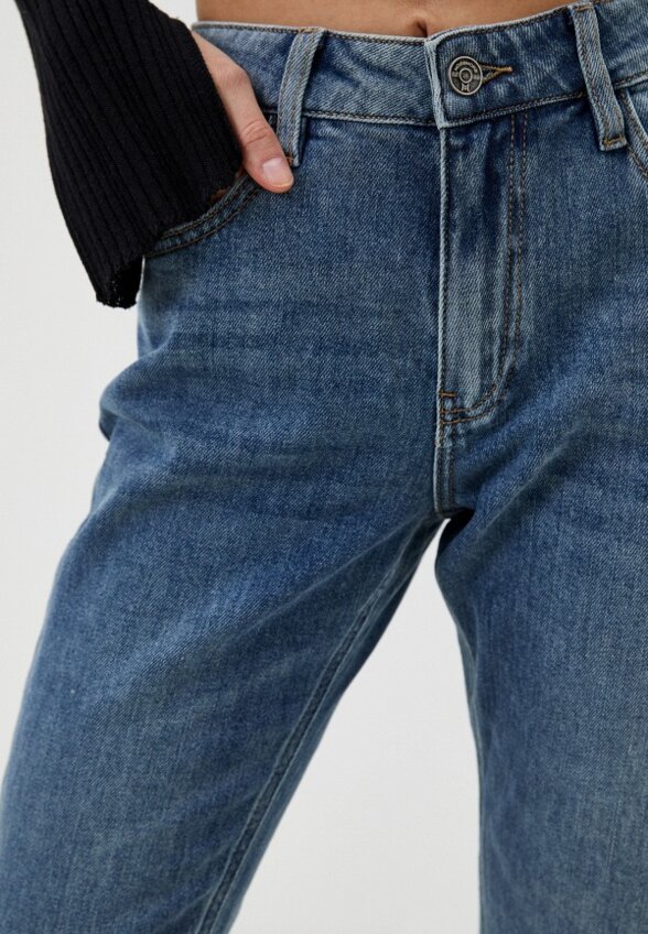 Джинсы Mossmore