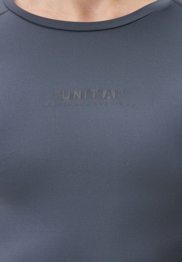 Лонгслив спортивный Anta