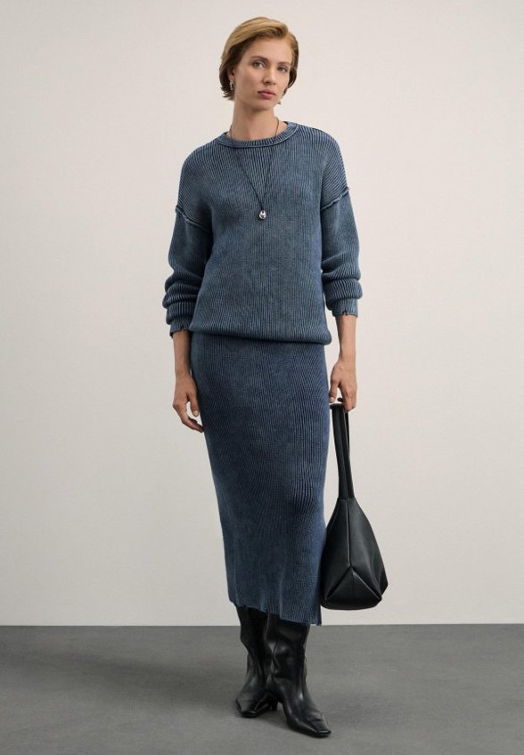 Джемпер Zarina