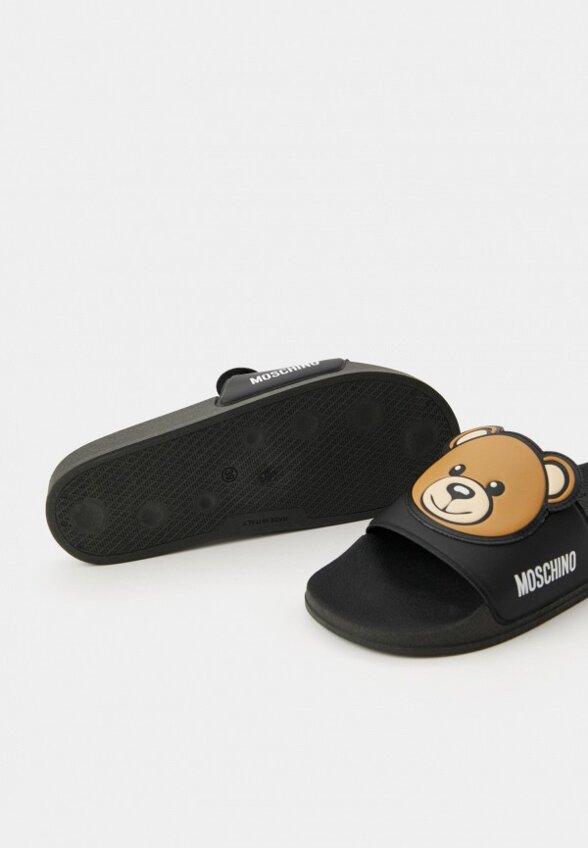 Сланцы Moschino