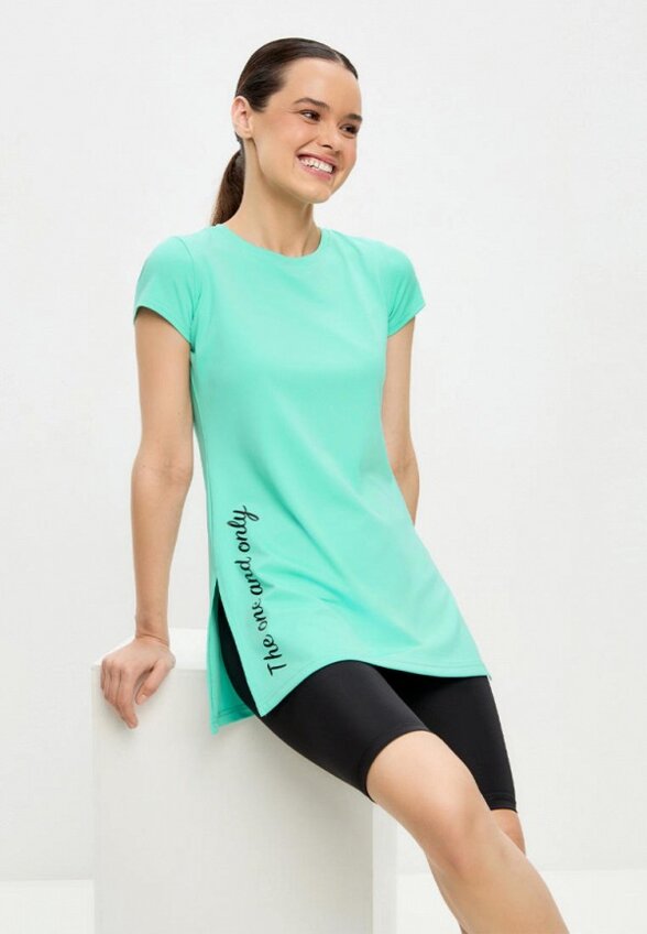 Футболка спортивная Fitbomb