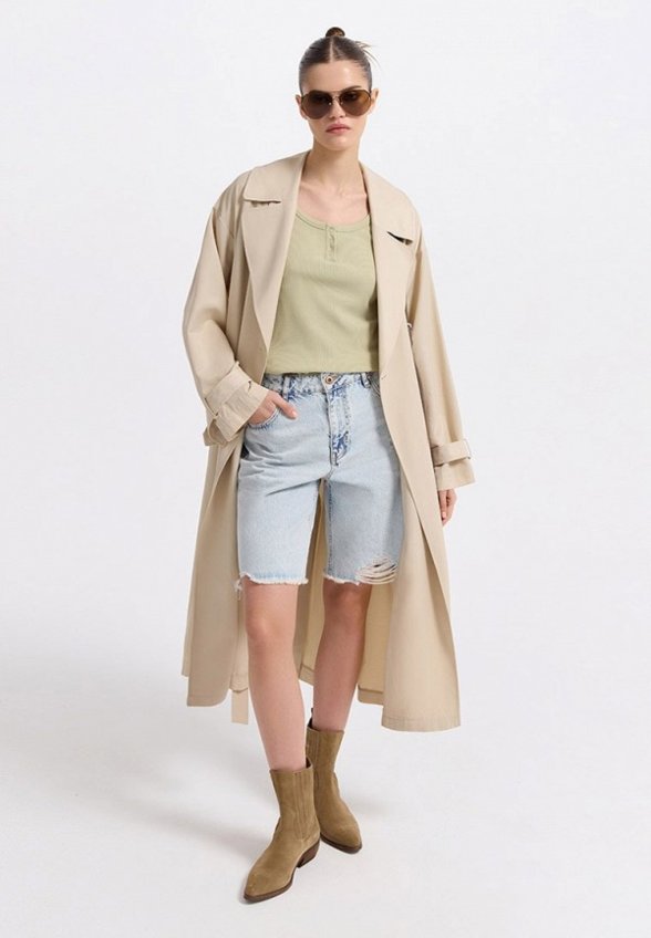 Шорты джинсовые Love Republic