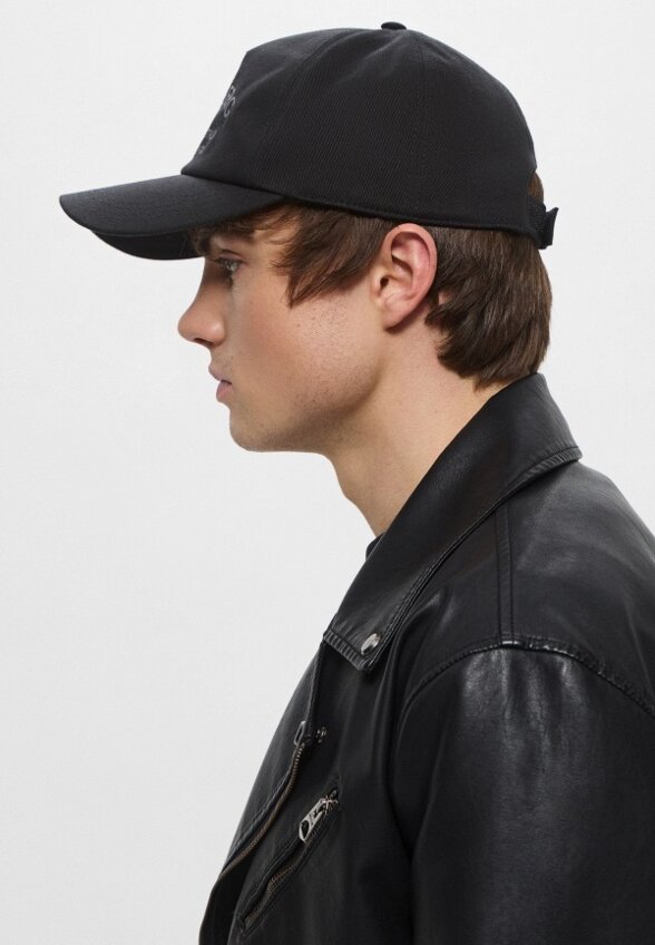 Бейсболка Iceberg