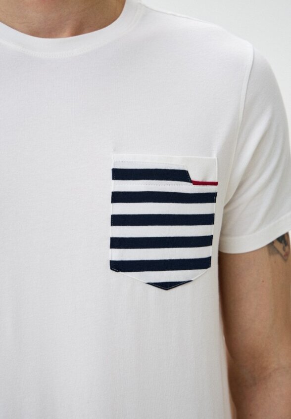 Футболка Deeluxe