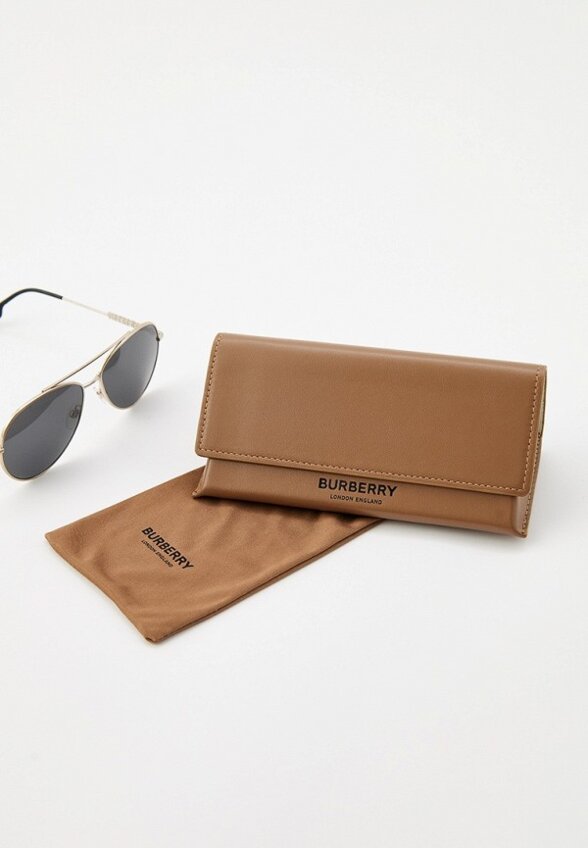 Очки солнцезащитные Burberry