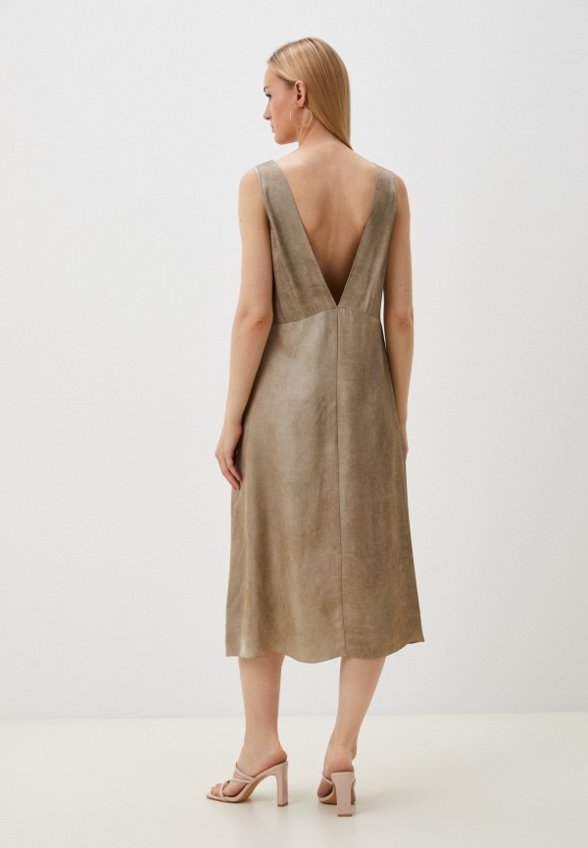 Платье Voluminous