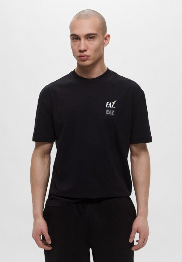 Футболка EA7
