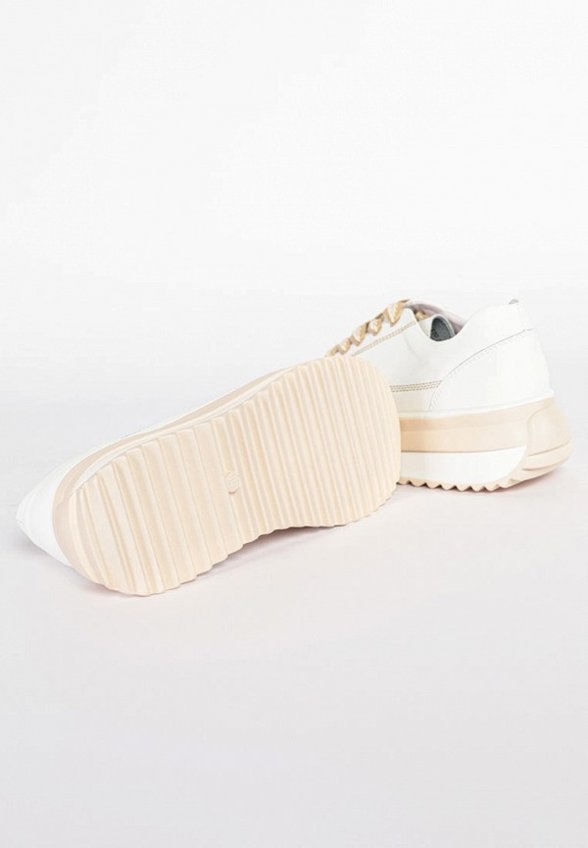 Кроссовки Gut