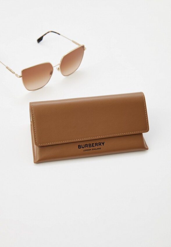 Очки солнцезащитные Burberry