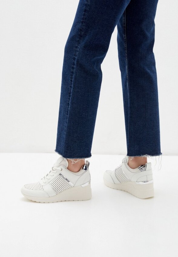 Кроссовки Obba