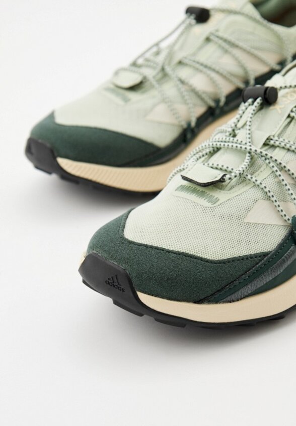 Кроссовки adidas