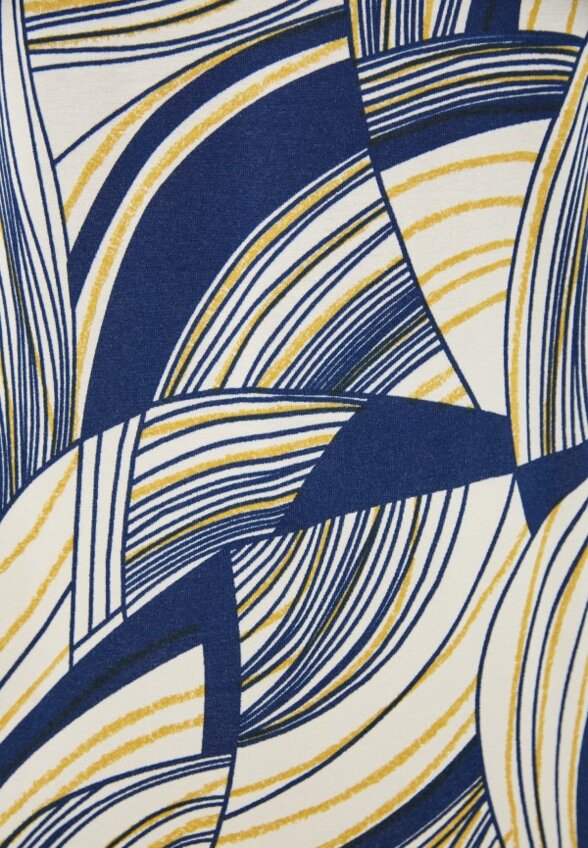 Футболка Emdi