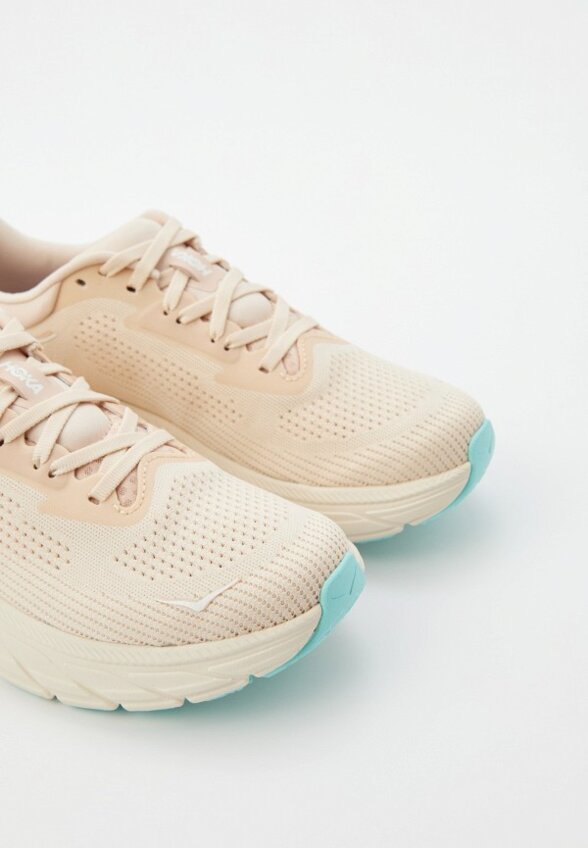 Кроссовки Hoka One One