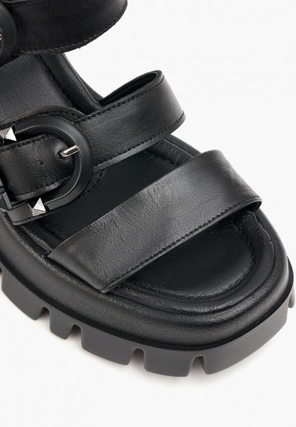 Босоножки Mysa