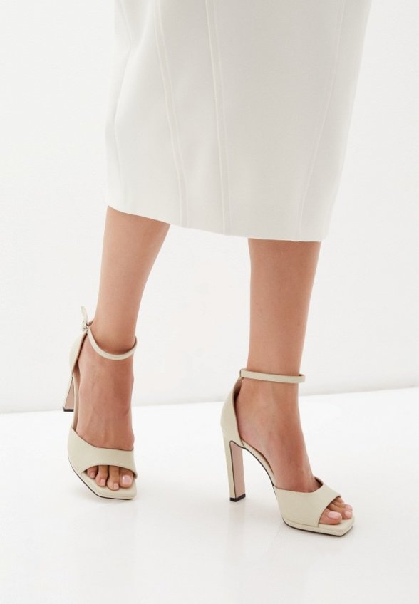 Босоножки Basconi