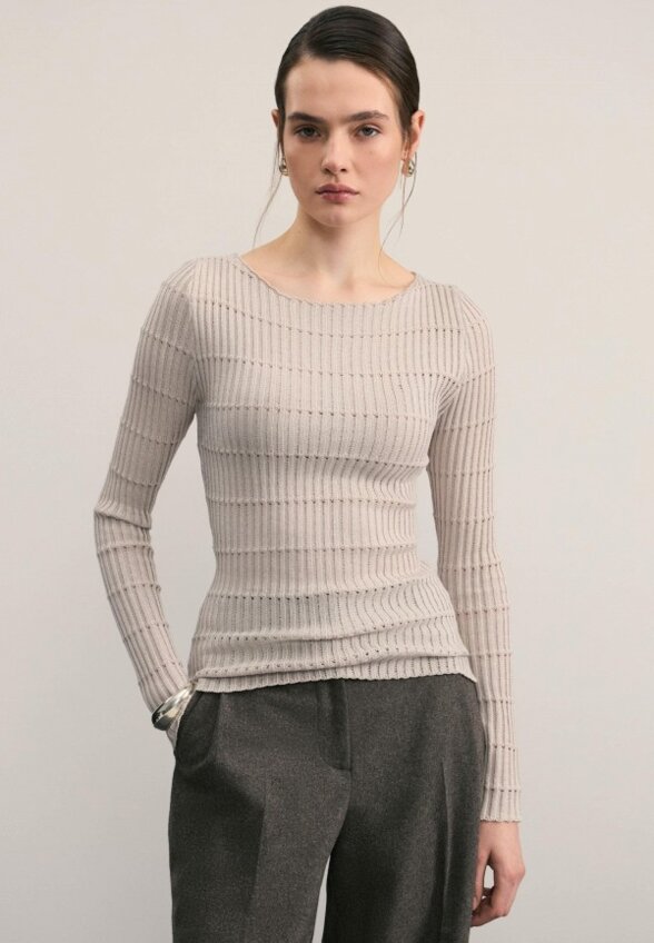 Джемпер Zarina