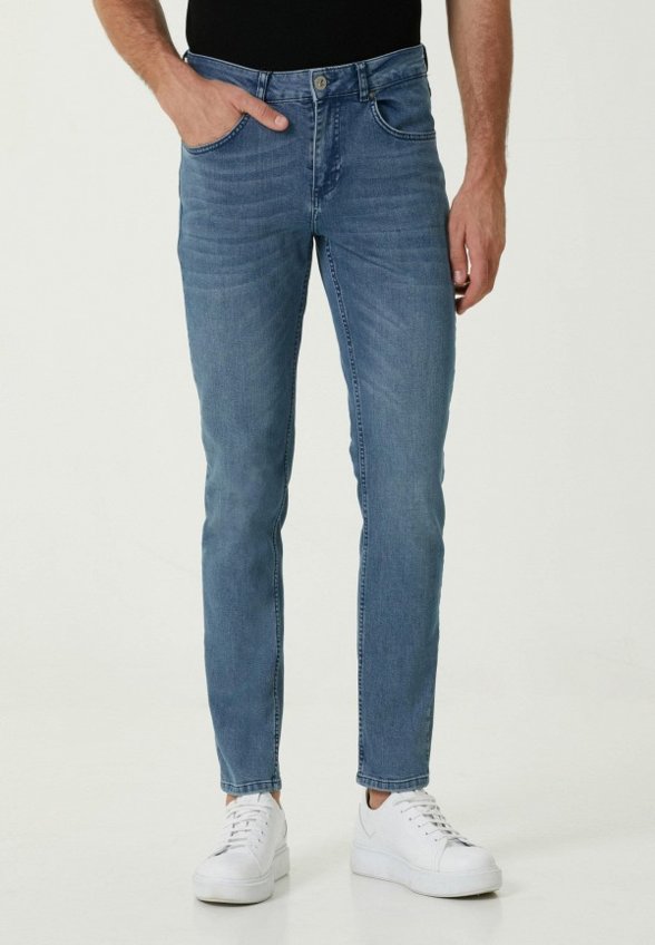 Джинсы Club