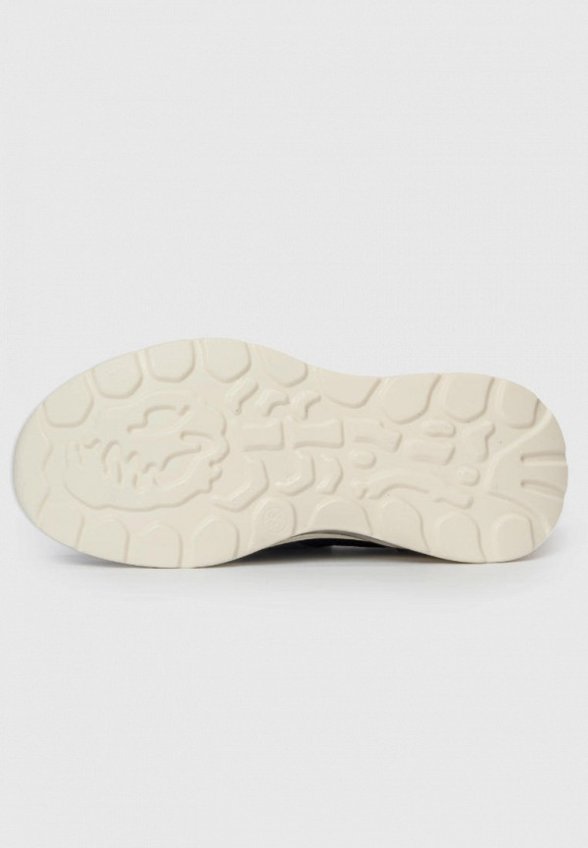 Кроссовки Tikkago