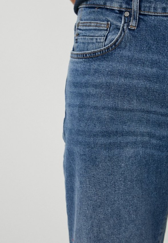 Джинсы Mavi