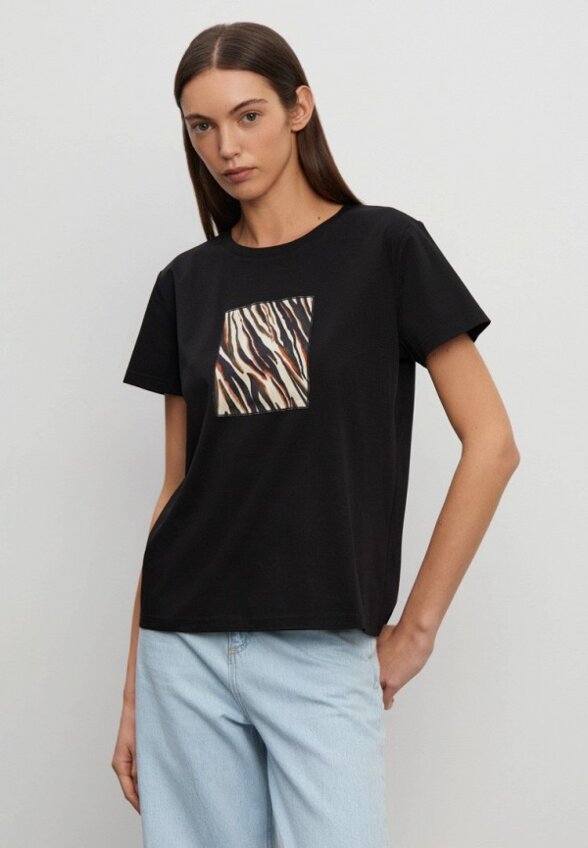 Футболка Emka