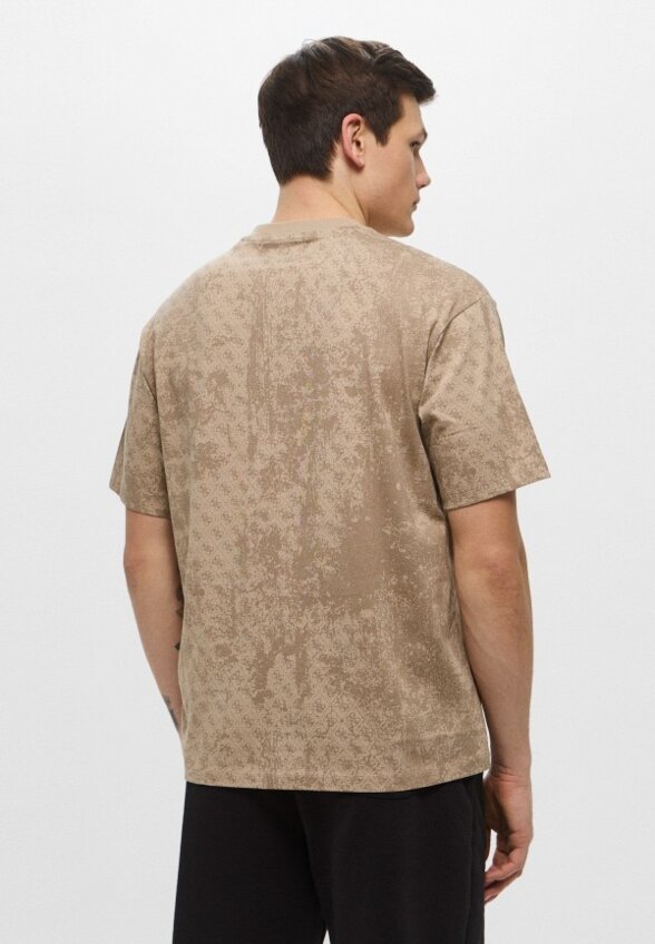 Футболка Guess