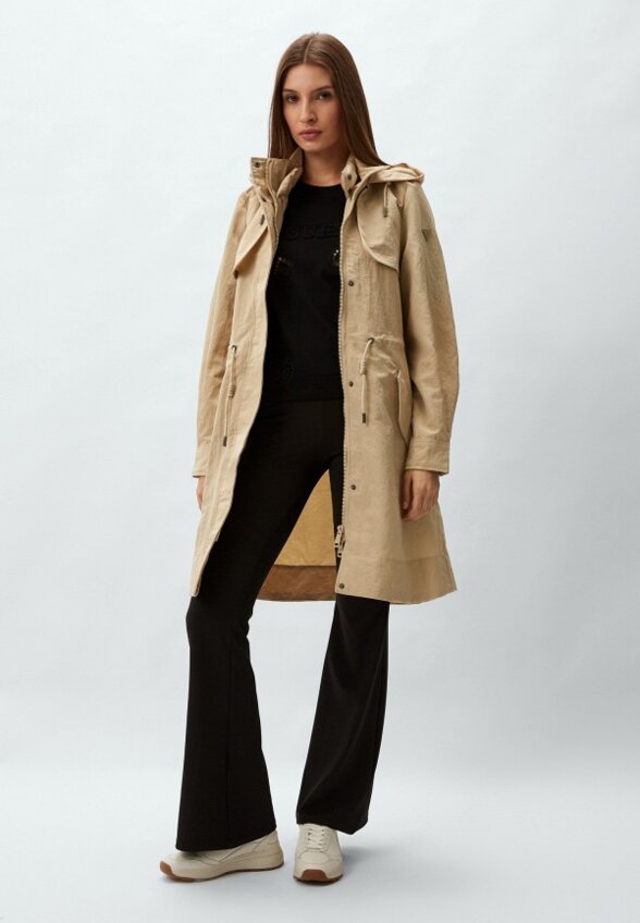 Плащ Guess