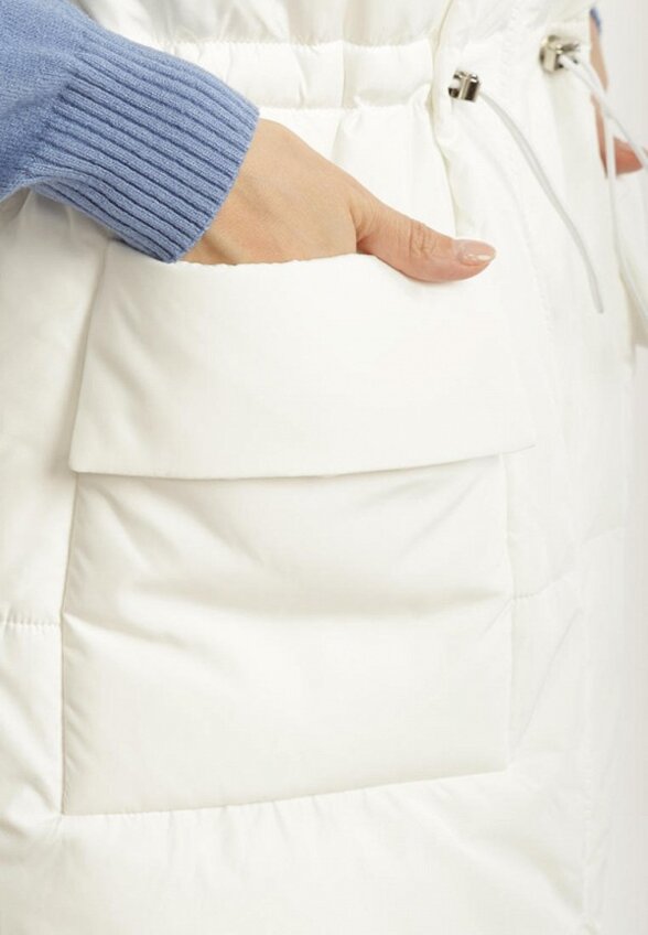 Жилет утепленный A Passion Play