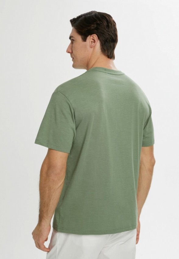 Футболка Finn Flare