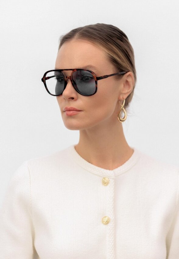 Очки солнцезащитные Amov