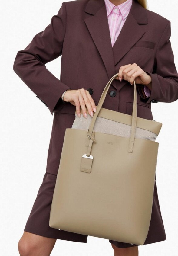 Сумка и брелок Lucca