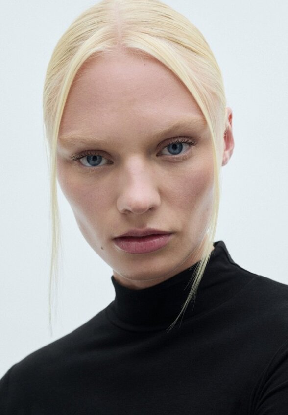 Водолазка Mango