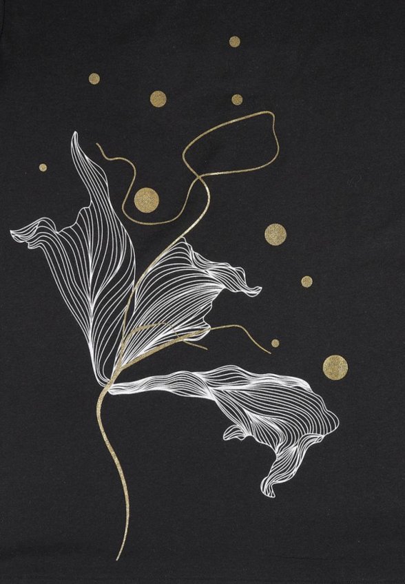 Футболка Апрель