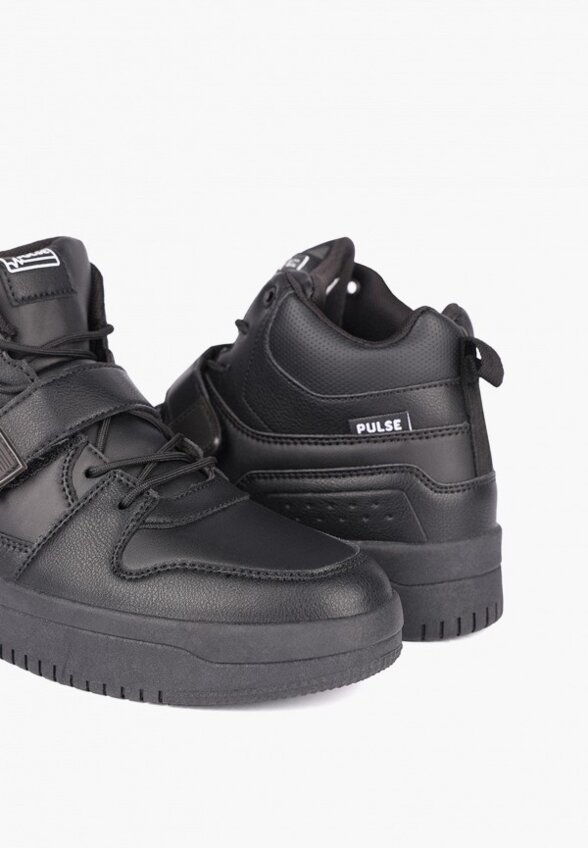 Кроссовки Pulse