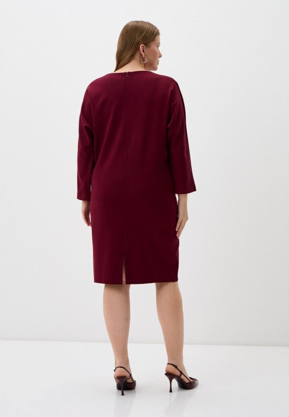 Платье MadaM T