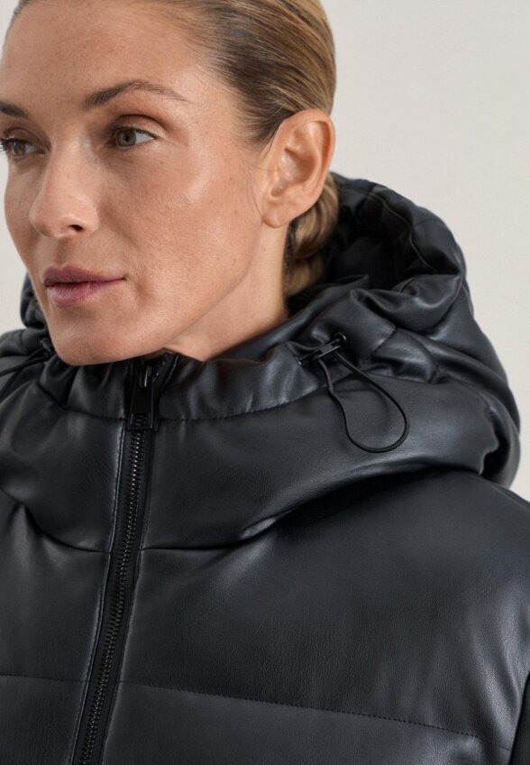 Куртка кожаная Zarina