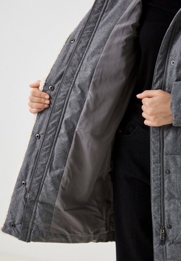 Пуховик Снежная Королева