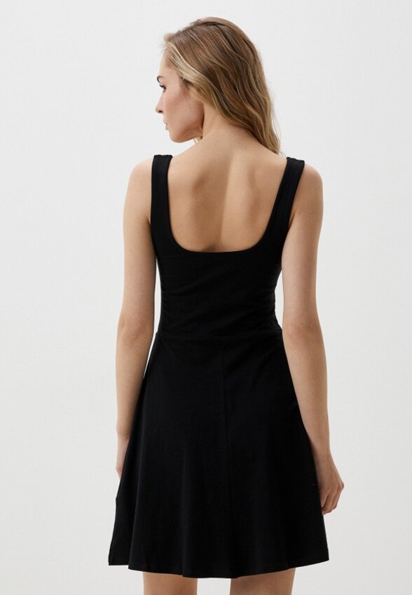 Платье Terranova