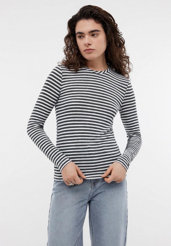 Лонгслив Baon