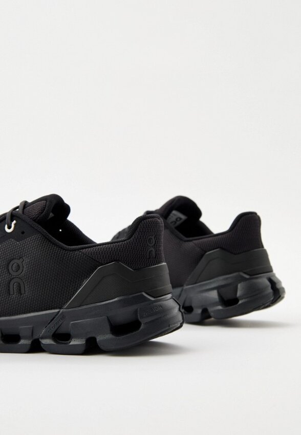 Кроссовки On