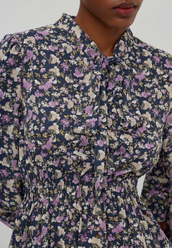 Платье Miederes