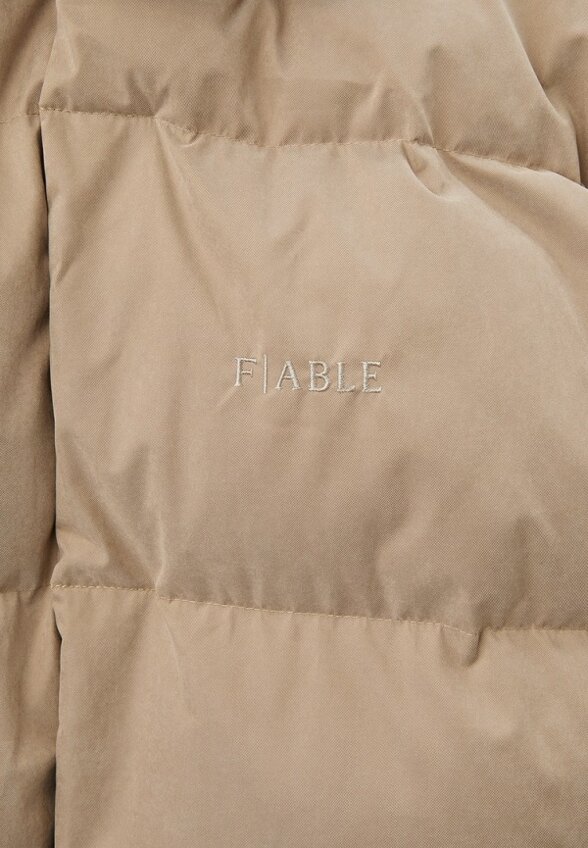 Пуховик Fable